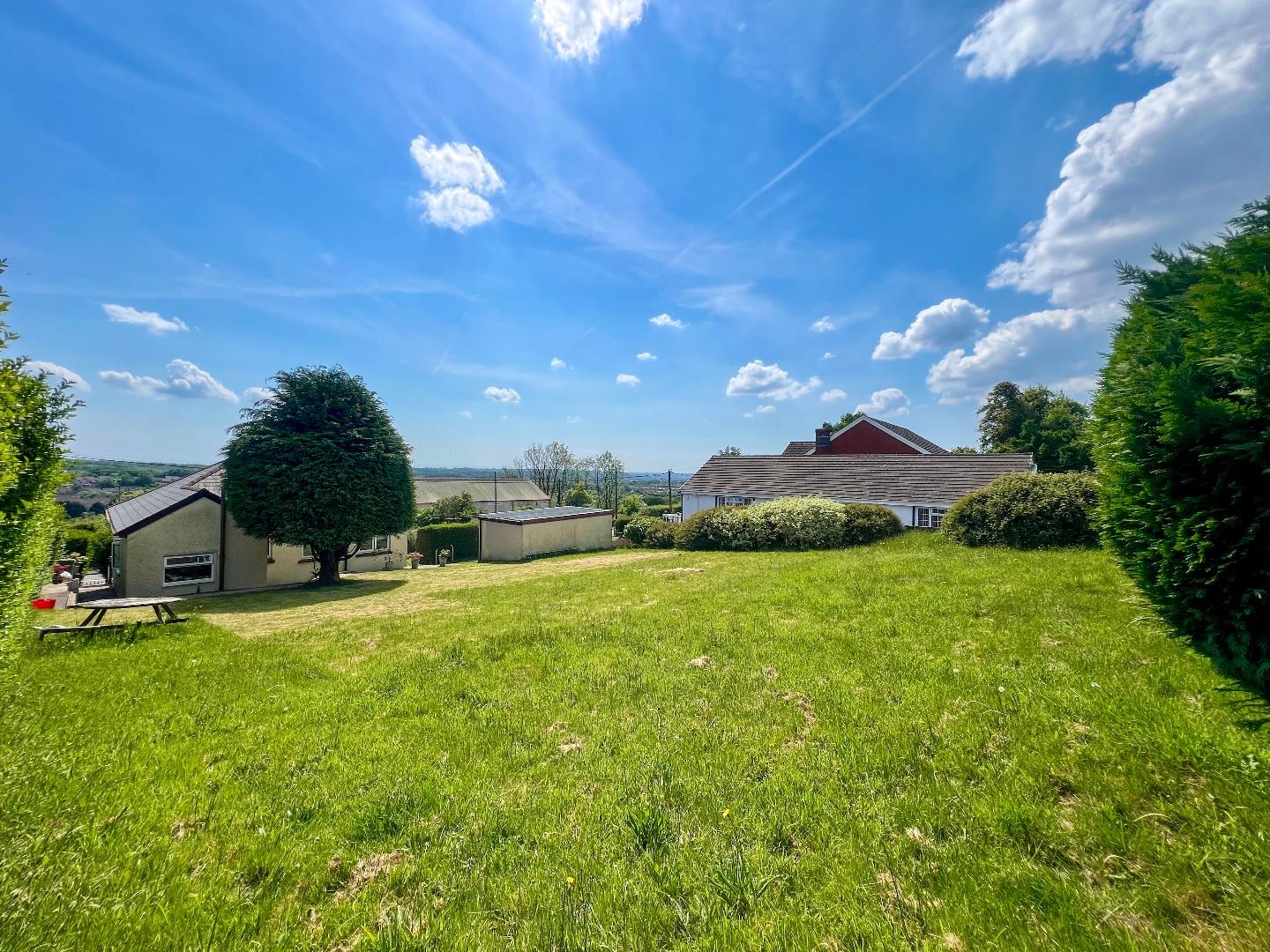 Brynna Road, Brynna, Pontyclun, Rhondda Cynon Taff, CF72 9QE